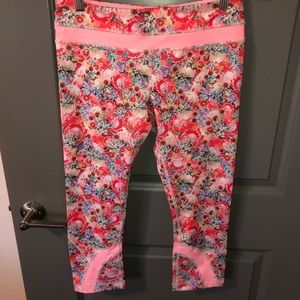 Lululemon crop leggings